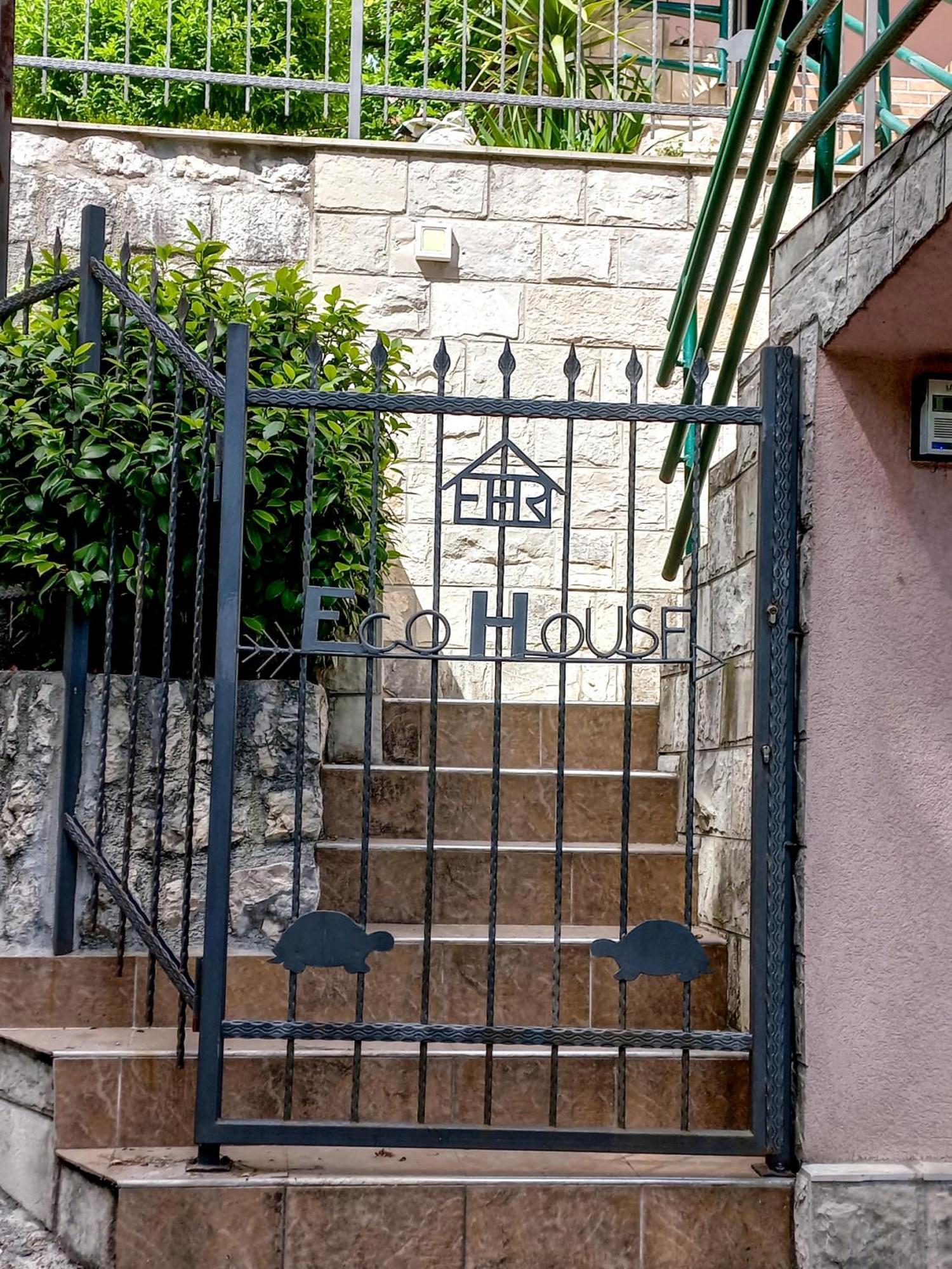 Ecohouse Risan Studio Dış mekan fotoğraf